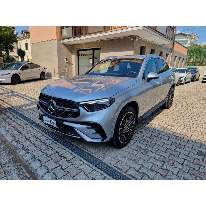 Mercedes-Benz GLC 200 4M AMG Digital Light