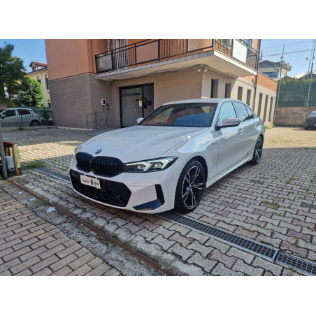 BMW 318i Limousine M Sport