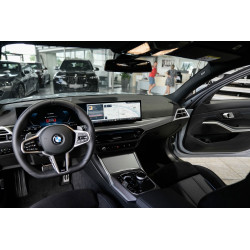 BMW 330i xDrive Touring M Sport