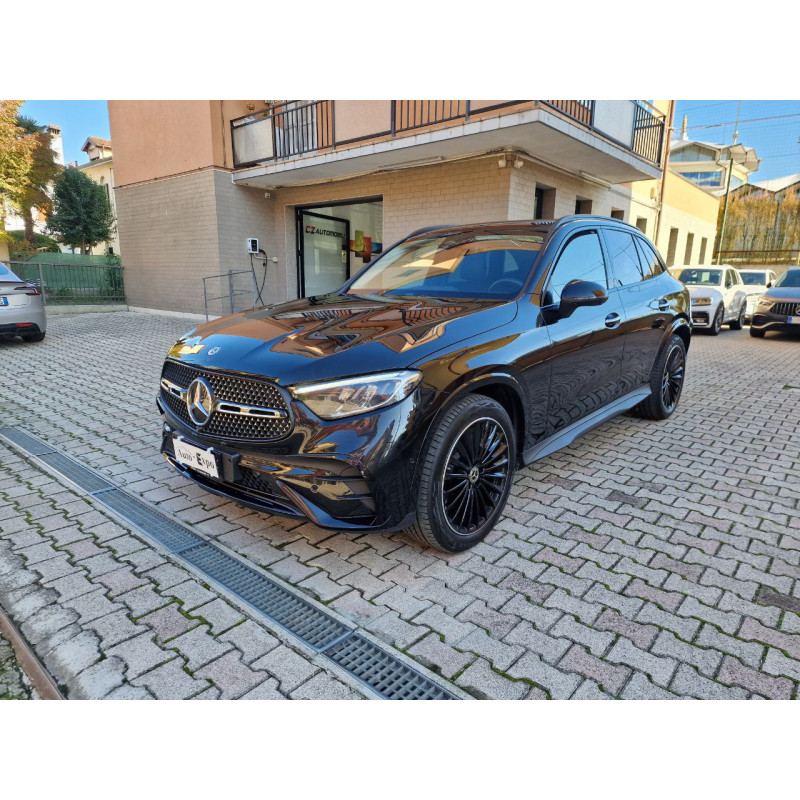 Mercedes-Benz GLC 200 4M AMG NIGHT