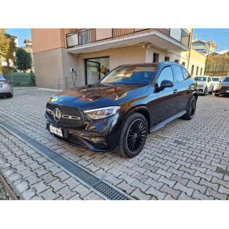 Mercedes-Benz GLC 200 4M AMG NIGHT