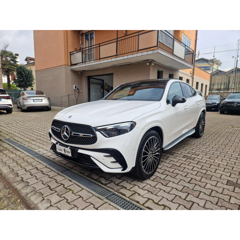 Mercedes-Benz GLC COUPE 200 4M AMG line