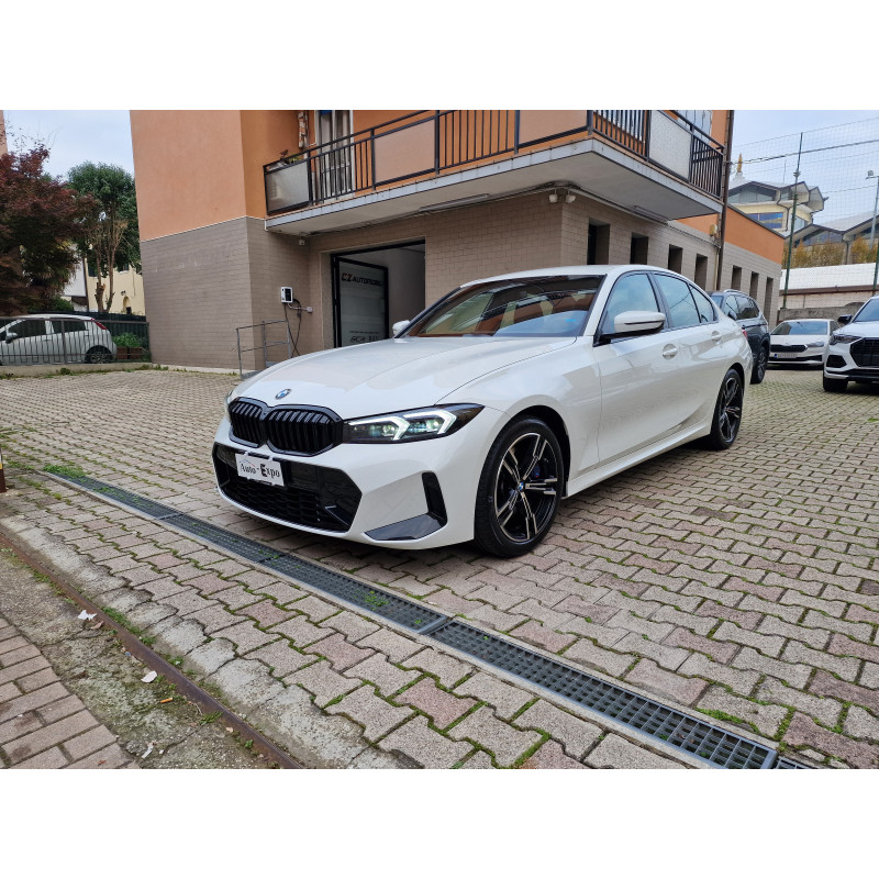 BMW 318i MSPORT 156CV