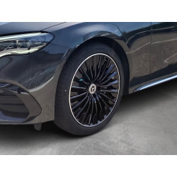 Mercedes-Benz E 200 AMG Line